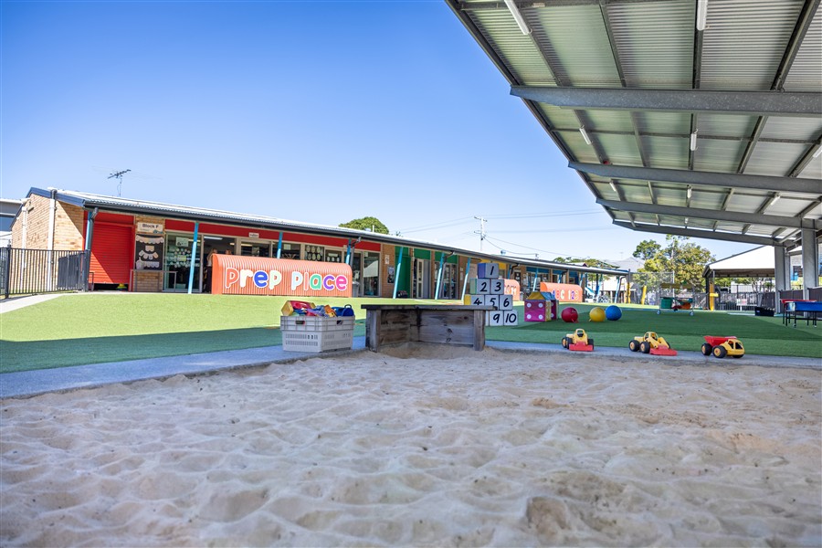 Prep place from sandpit