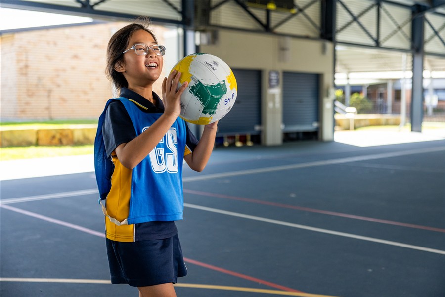Netball in the multipurpose court 